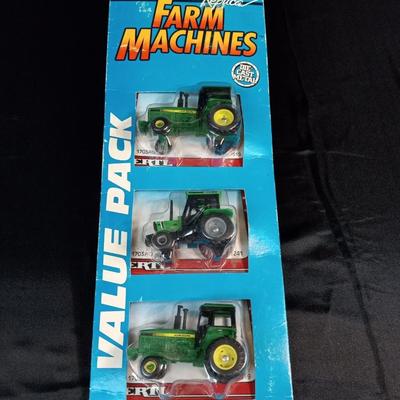 ERTL JOHN DEERE REPLICA FARM MACHINES 1989