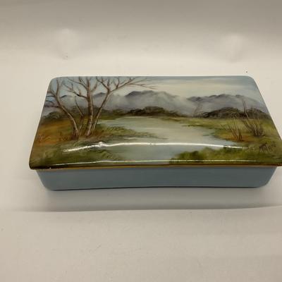 Beautiful Hand Painted Trinket