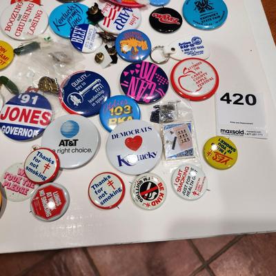 Lot of Pinbacks Pin Maryland Kentucky Baltimore Batman & Robin Political