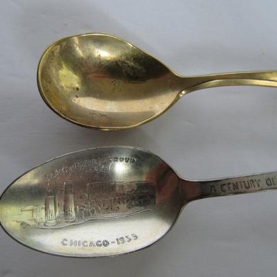 Vintage Chicago World's Fair Spoons, Silver Plate Ft Dearborn and Brass Colored