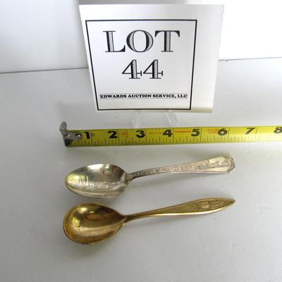 Vintage Chicago World's Fair Spoons, Silver Plate Ft Dearborn and Brass Colored