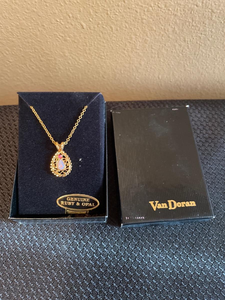 Vintage Van Doran Opal Ruby necklace EstateSales
