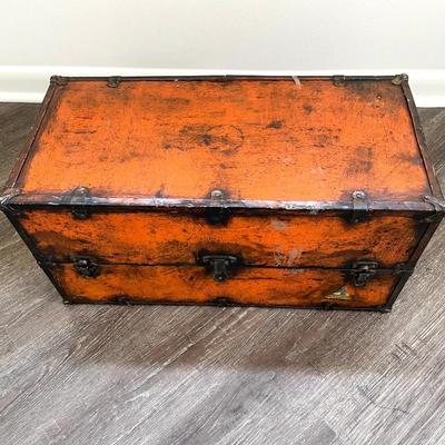 Vintage Flat Top Steamer Chest
