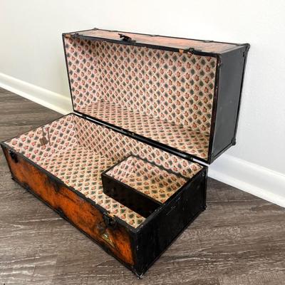 Vintage Flat Top Steamer Chest