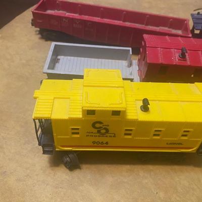 Mid 50s Model Train Cars Excellent Vintage Condition