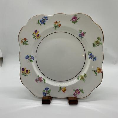 (5) M & R England Bone China Plates â€œScattered Flowersâ€ â€”5 Plates Total