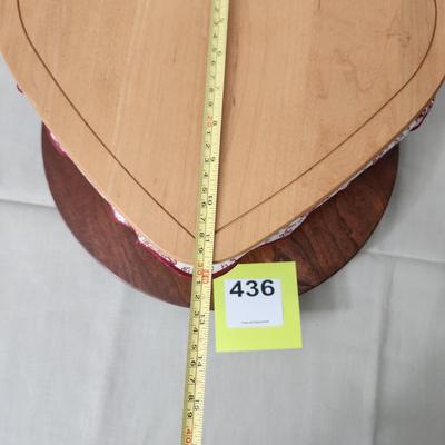 Longaberger 1999 Heart Shaped Basket w liner