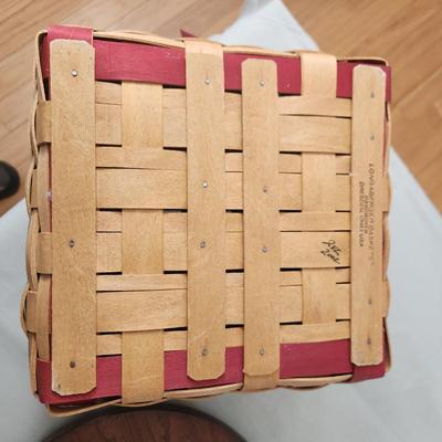 Longaberger 2002 Sweetheart Basket w Protector