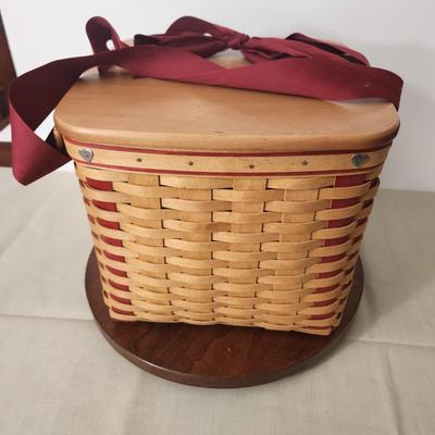 Longaberger 2002 Sweetheart Basket w Protector