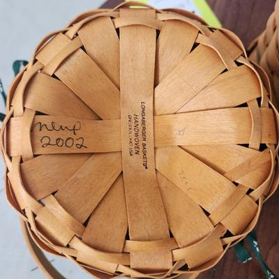 2 Longaberger Baskets w handles w Liners 1 w Protector 2002