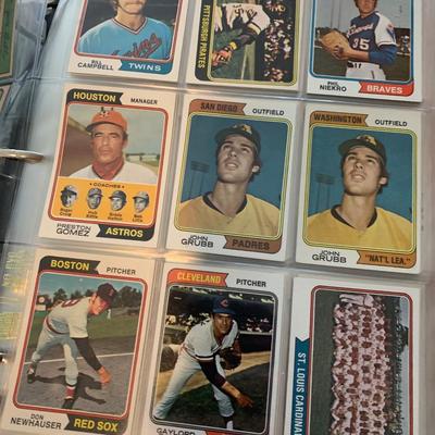 Clean Near Complete Set - 1974 Topps Baseball Cards