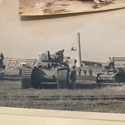 Rare WWII Tank Production 8 x 10 Authentic Photos - not reprints