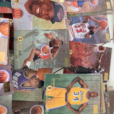 Clean 1990s NBA Basketball Cards Rookies HOF Shaq Jordan +++