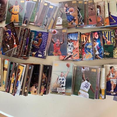 Clean 1990s NBA Basketball Cards Rookies HOF Shaq Jordan +++