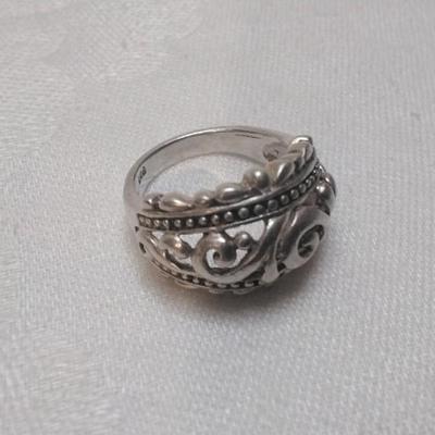 Vintage Scrollwork Ring Size 9