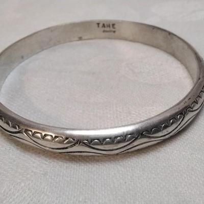 Vintage Navajo Hand Stamped Handmade Signed TAHE 2;5" 925 Bracelet