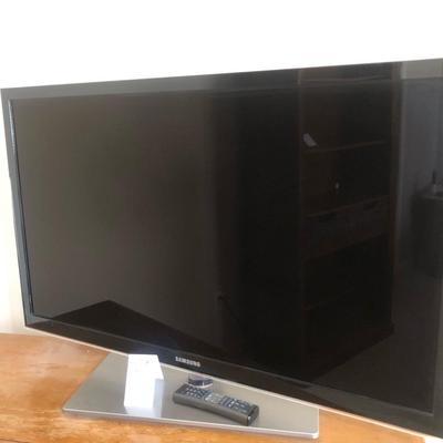 Samsung Flatscreen TV
