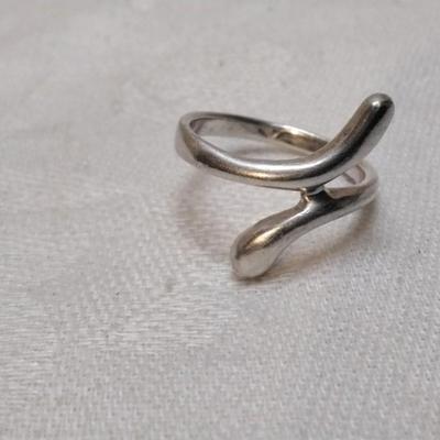 Hallmarked Vintage 925 Ring Size 8