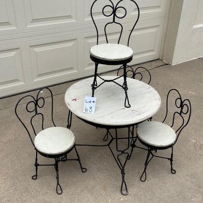 Child's Fountain Table Set