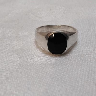 NF Onyx Signet Style 925 Ring Size 7