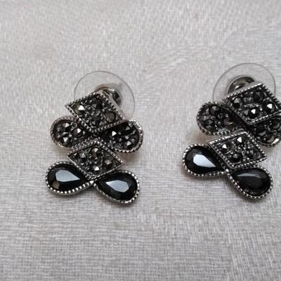 Vintage Marcasite and Onyx 925 Earrings