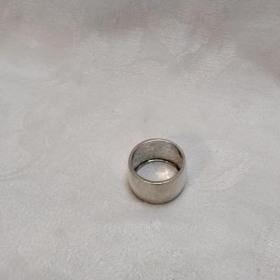 Vintage 925 1/2"  Band Size 9
