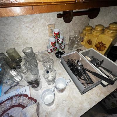 KITCHEN CONTENTS