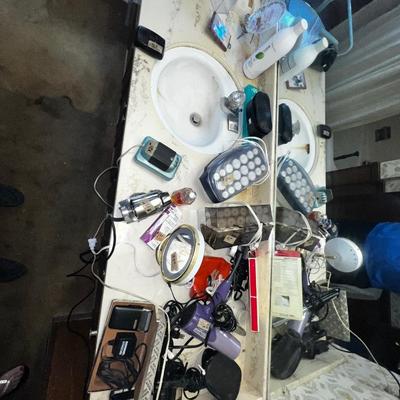 BATHROOM CONTENTS