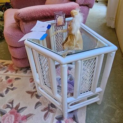 White wicker patio end table