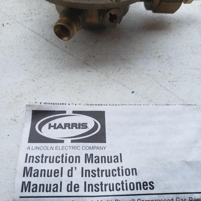 Dual Gauge Pressure Regulator