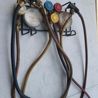 A/C Manifold Gauge & Line Set