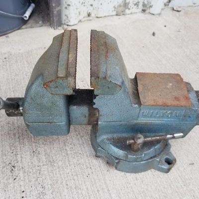 Bench Vise