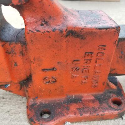 Bench Vise
