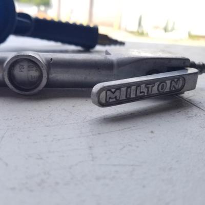 Tire Pressure Gauges