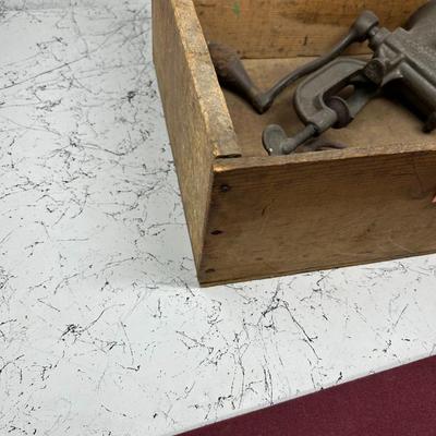 Raisin Crate W/ Grinder and Hoofs