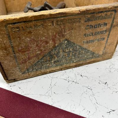 Raisin Crate W/ Grinder and Hoofs