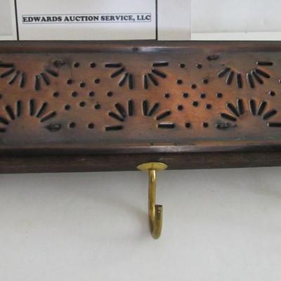 LOT 71:  Vintage Pfaltzgraff Village Copper Accessory Pot Holder/Key Holder, Pierced Copper