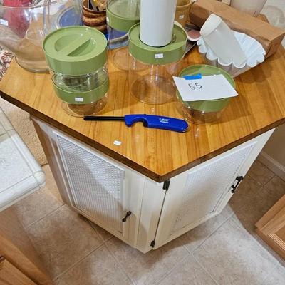 Kitchen storage ware