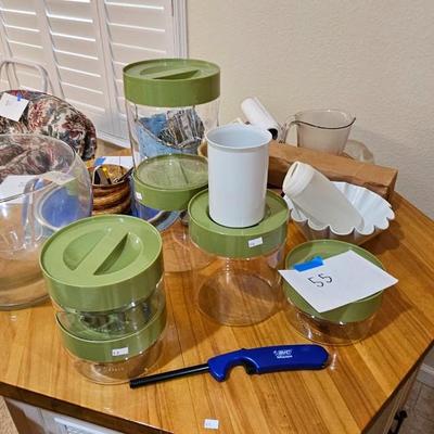 Kitchen storage ware