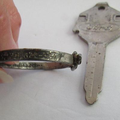 Old Ford Pinto Key Blank and Karcz Motor Co Pulasky Key Ring
