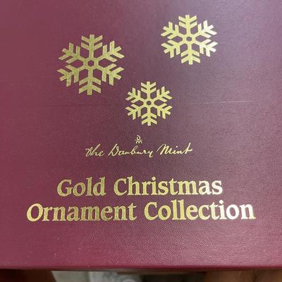 NEW 2009 Danbury Mint Gold Christmas Ornament Collection