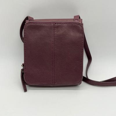 AMERICAN LEATHER CO ~ Deep Burgundy Magnetic Flap Crossbody Bag