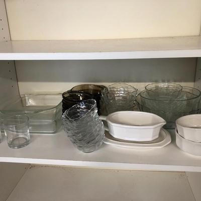 Pyrex, Lovenware, Casserole Dishes, Custard Cups & more -Lot 199