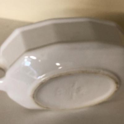 Pyrex, Lovenware, Casserole Dishes, Custard Cups & more -Lot 199