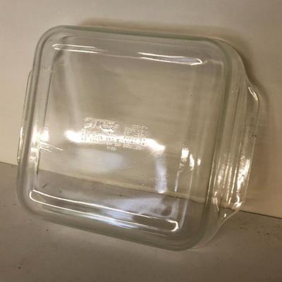Pyrex, Lovenware, Casserole Dishes, Custard Cups & more -Lot 199