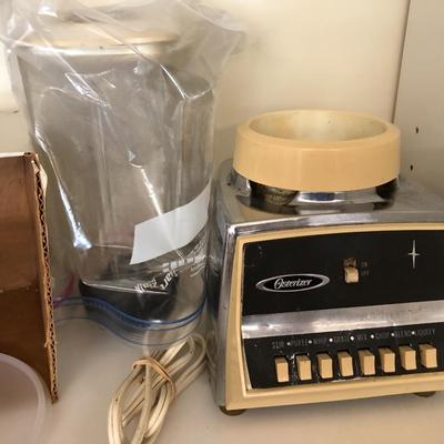 Vintage Ice Bucket & Oster Blender (Untested) -Lot 288