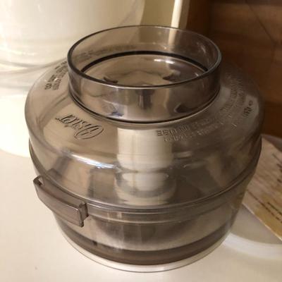 Vintage Ice Bucket & Oster Blender (Untested) -Lot 288