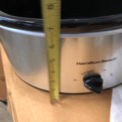Large Hamilton Beach Crockpot Model 33167 -Lot 290