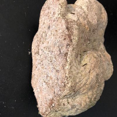 Garden Decor; Two Concrete, Heart is Resin -Lot 295