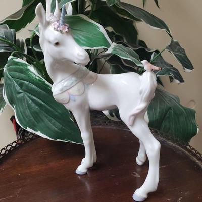 Lladro #5993 Unicorn & Friend Figure